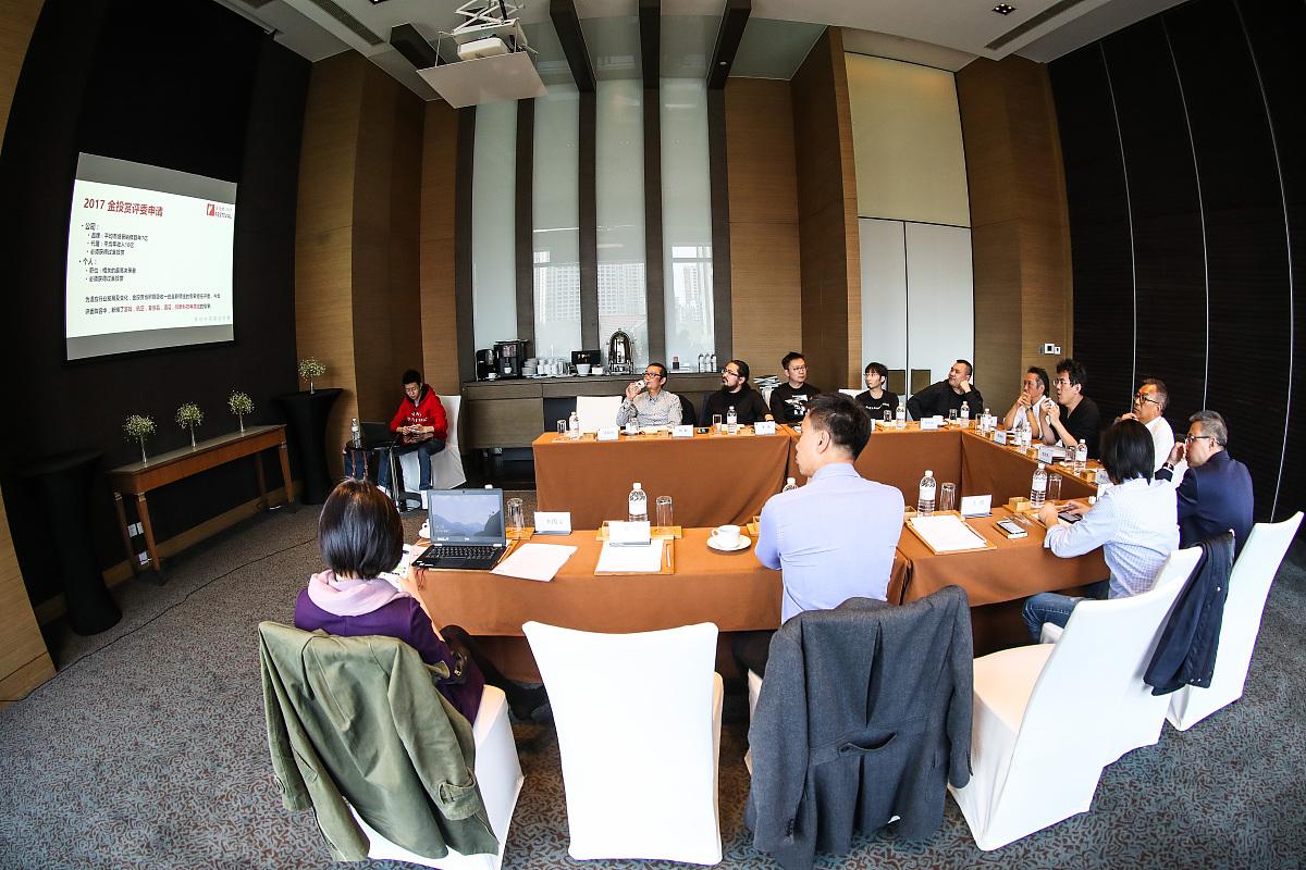 案例1：1、事件背景：XXX2、完成时间：XXX3、承担角色和工作：XXX4、成果亮点关键贡献：XXX案例N：1、事件背景：XXX2、完成时间：XXX3、承担角色和工作：XXX4、成果亮点关键贡献：按照此模板写一份举证材料