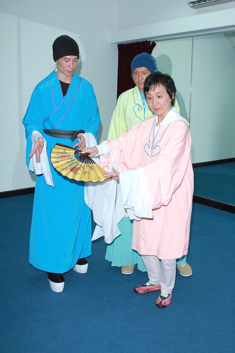 深刻检讨：上课玩手机的错误行为