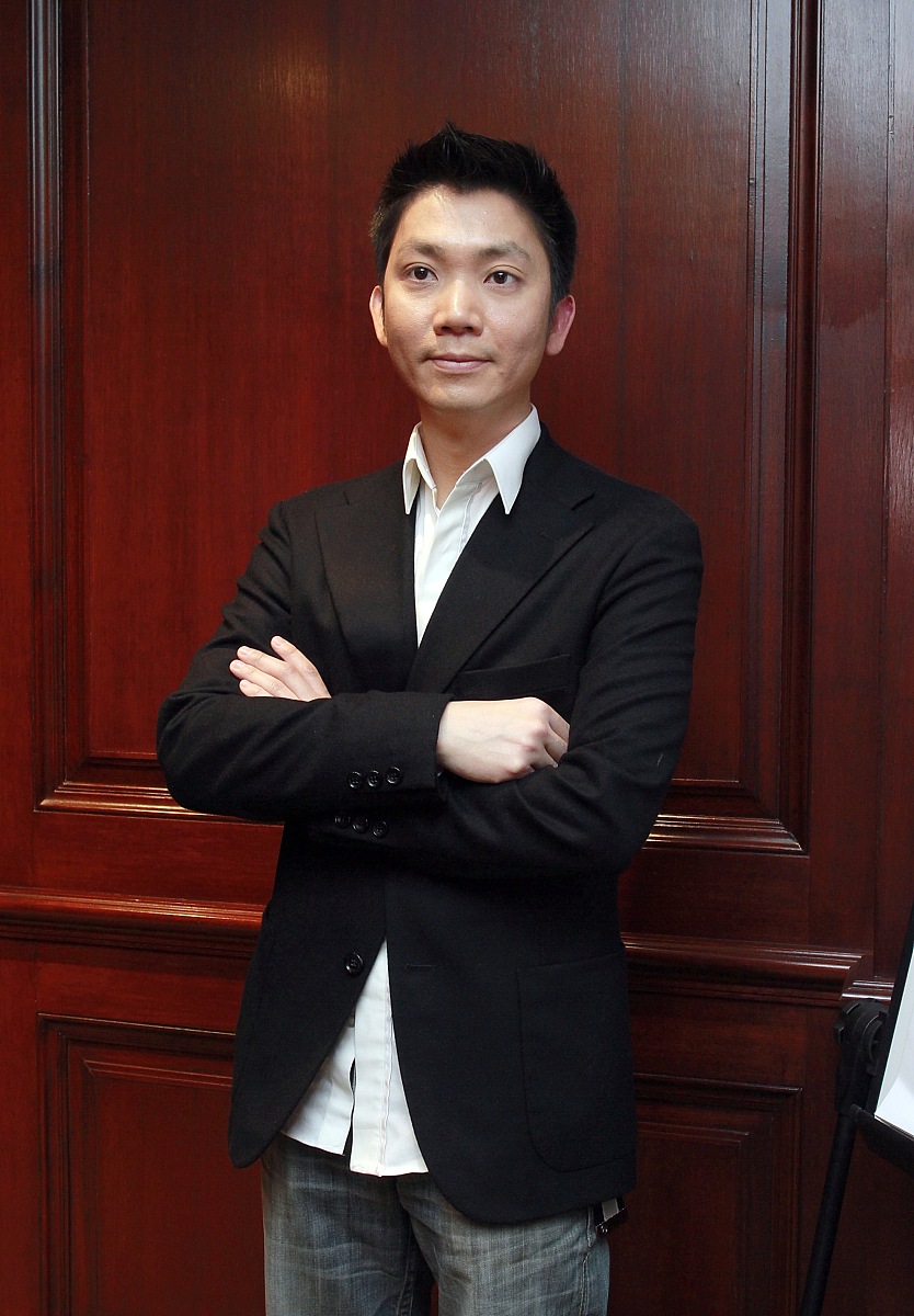 2010年1月27日,香港,李丞责召开记者会.***_***+++_+++李丞责,记者会