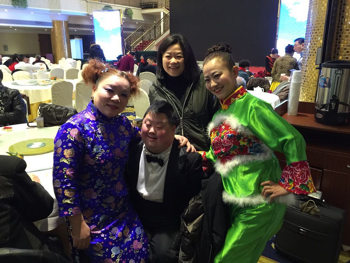 致敬英雄：他们用行动书写不朽传奇