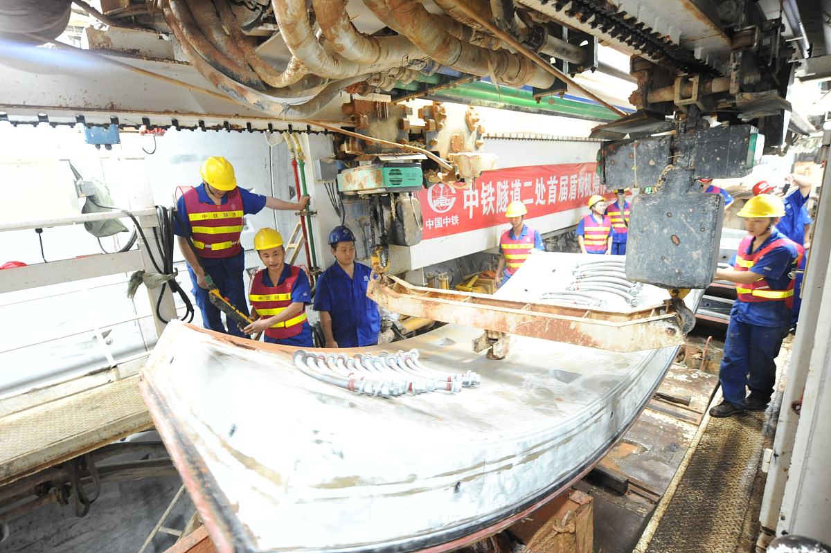 广东2023年汽修学校是中专还是大专好麽