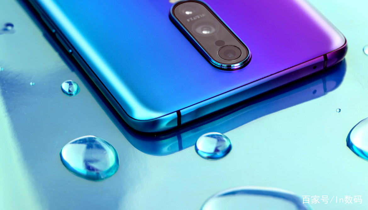 OPPO R17 Pro图赏:灵动光圈+超级闪充抢眼