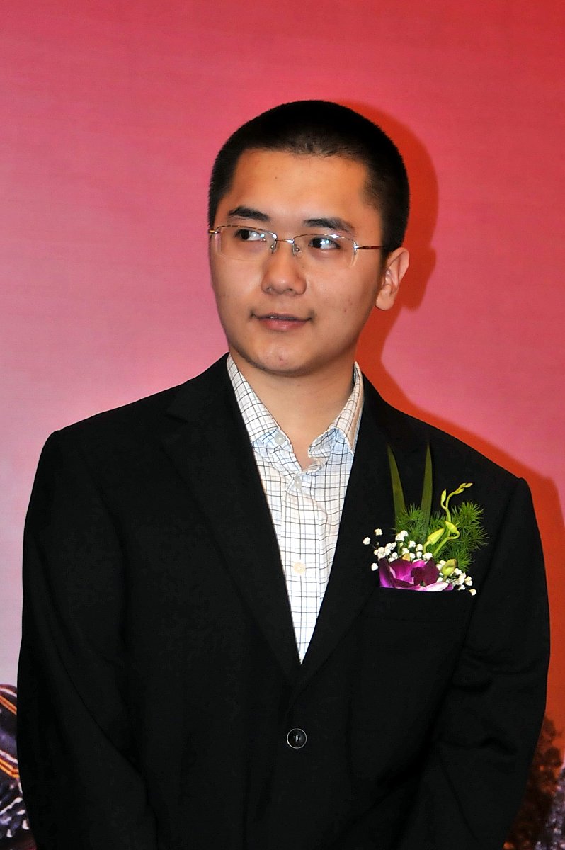 陈耀烨***_***2010年4月19日,江苏同里,2010第24届同里杯中国围棋天元