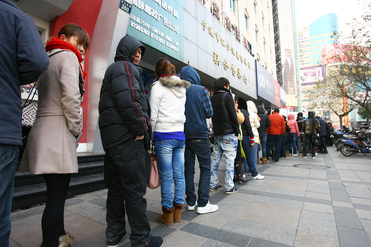 (宁波,杭州平面媒体1月8日8时前请勿下载使用,谢谢合作!)2011年1月7日