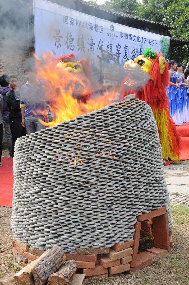 大学后面独是什么意思