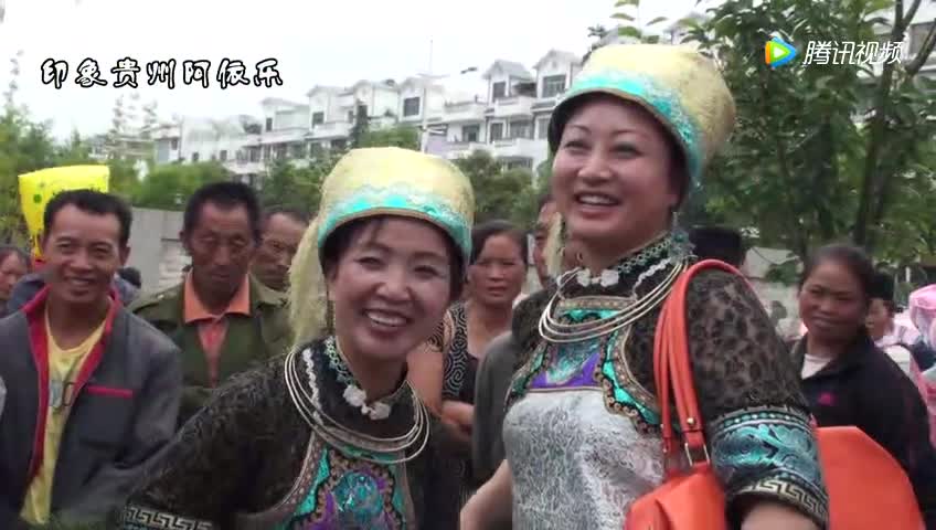 贵州山歌《长顺歌手大胆与老牌歌星对挖》