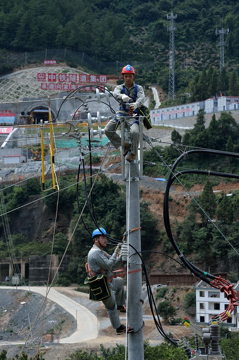 贵州高压电职业学校_贵州电力学校高压线路施工运行与维护