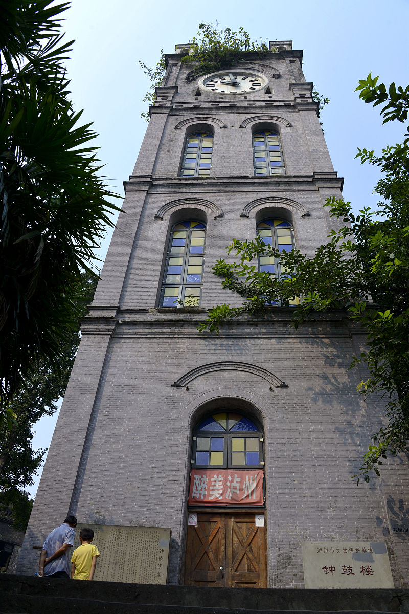 泸州市建筑资质升级：三级升二级，开启行业新篇章