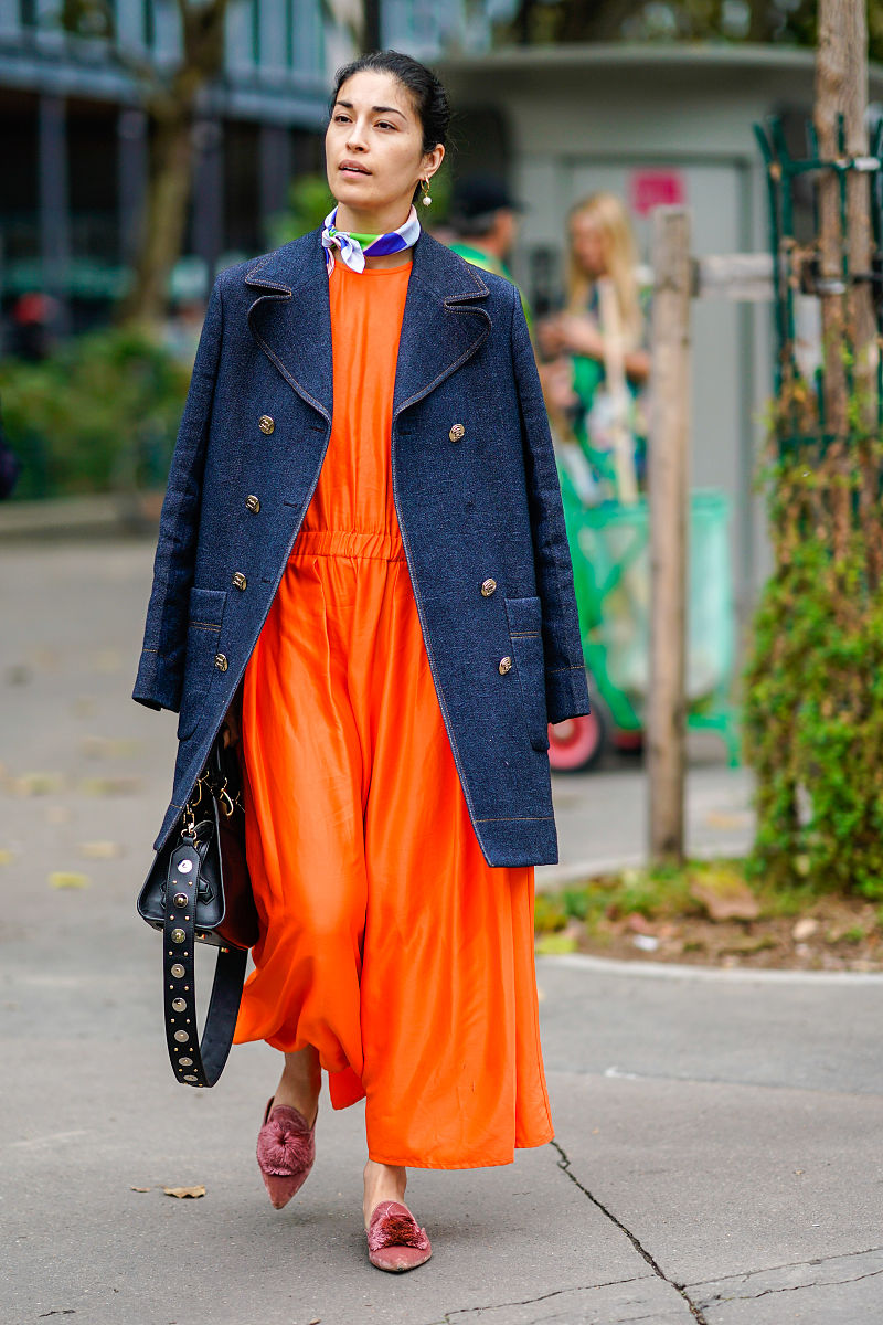 衣服颜色搭配指南：经典技巧与个性化建议