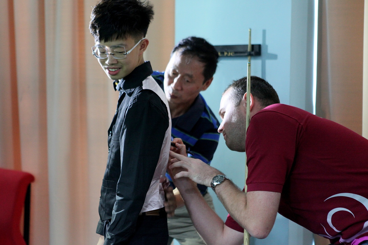 我是一名高中生参与第二届上海中学数学学术展评活动我解决了货轮问题这关于期望和概率的实际应用我还编写了一个小程序来选取系统最优解。写一篇200字的感想