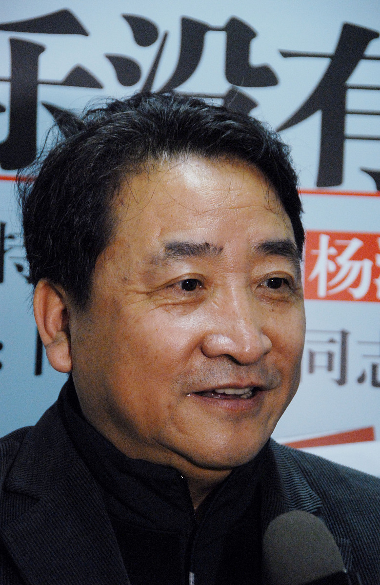 2008年3月11日,北京,近日,德云社众人博客炮轰姜昆.(资料图)+++_+++姜
