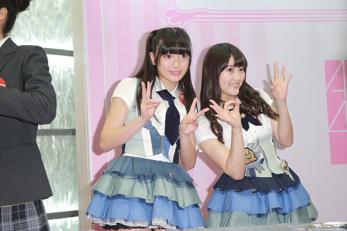 浅仓唯 - 声优歌手，人气角色扮演者 - 作品介绍与音乐欣赏