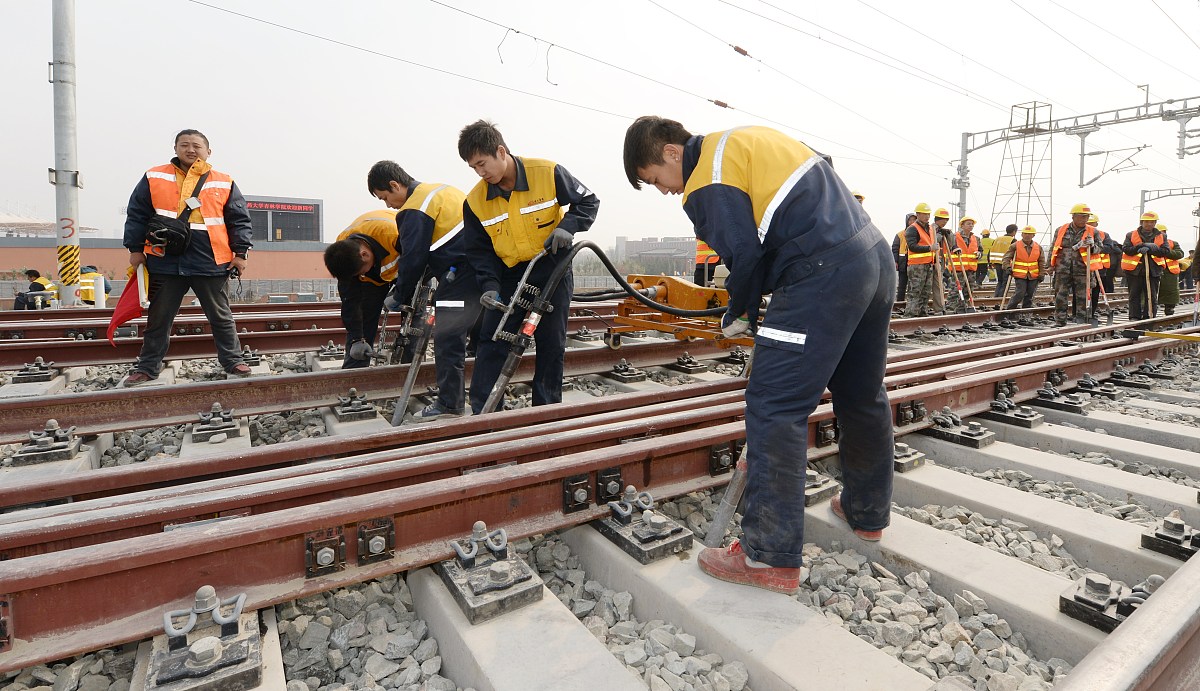 贵州铁路学校就业前景：热门专业解析与就业方向