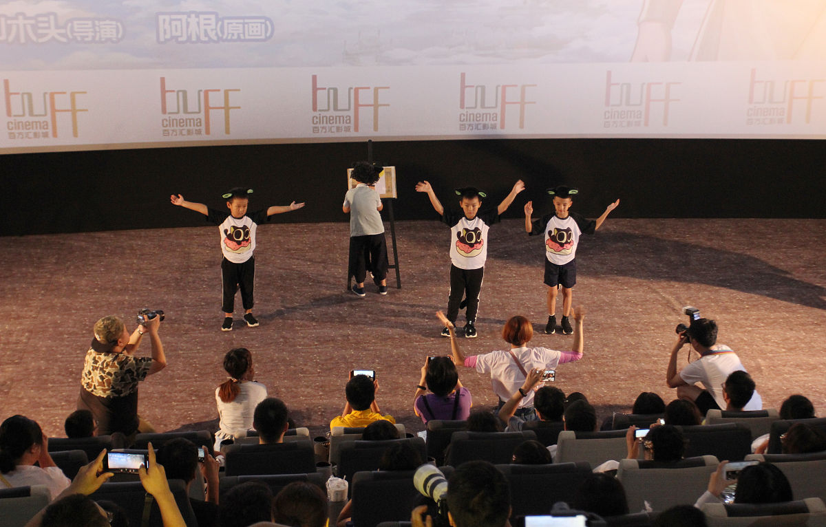 花海已成芦苇和贩卖落日的猫是情侣名么