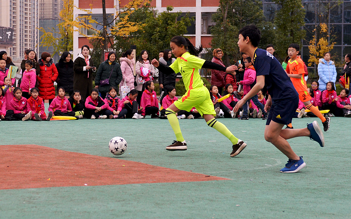 南充女生中专专业推荐：旅游、医学、教育、计算机