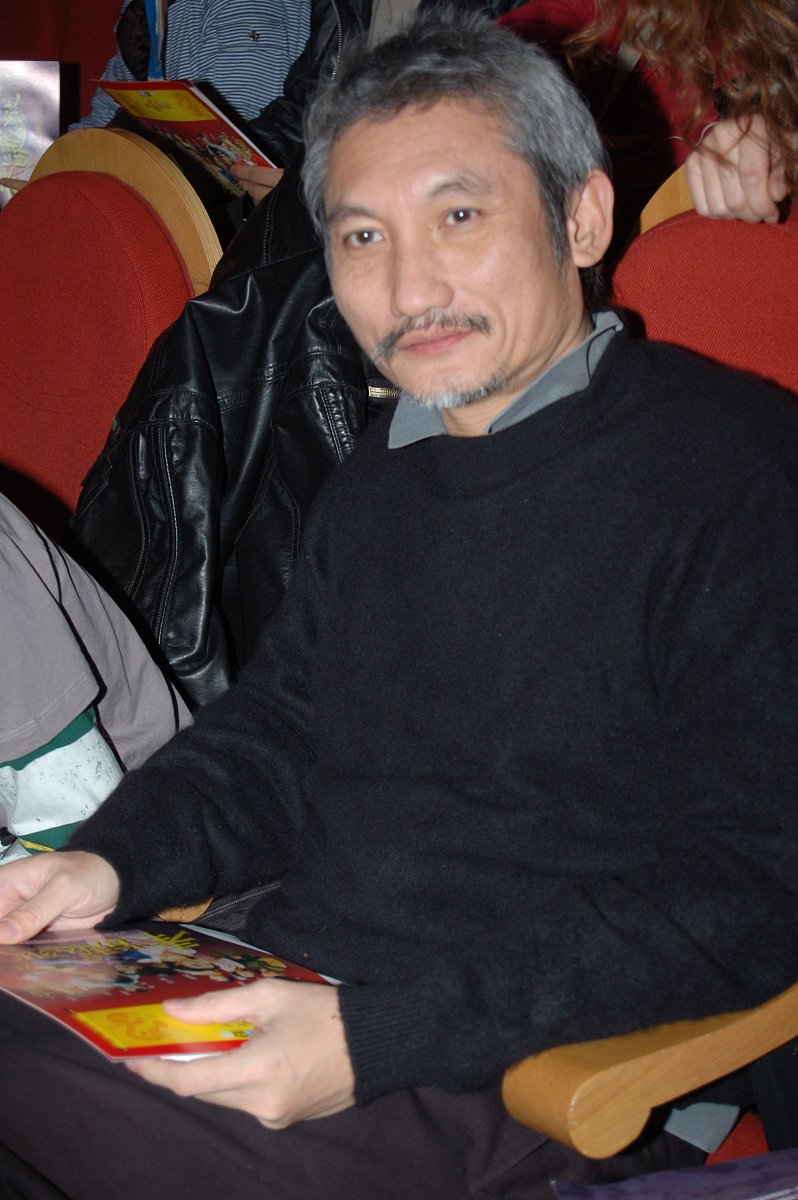 2007年 11月 27日 , 北京 , 古装 搞笑 音乐剧 《 奉旨 越狱 》 在 天