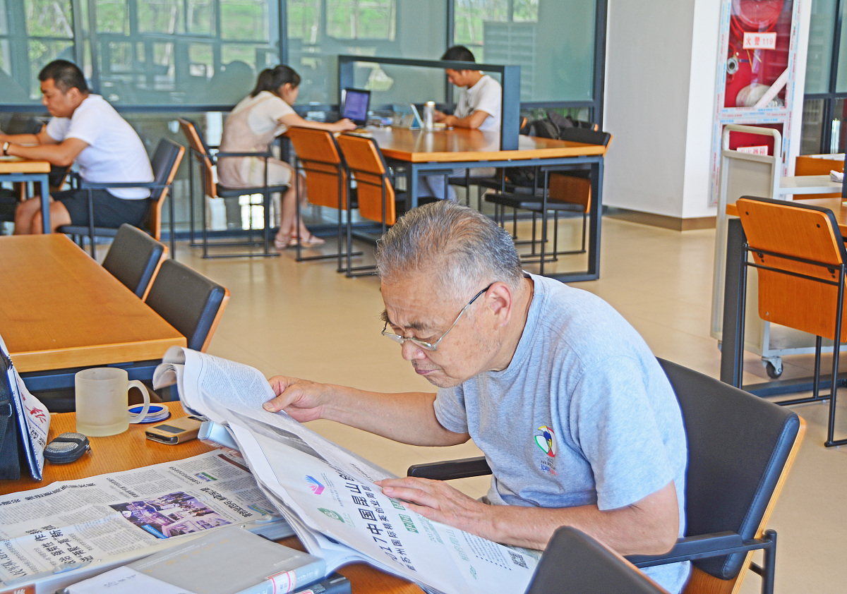 以读一本好书为主题的书评征文活动方案