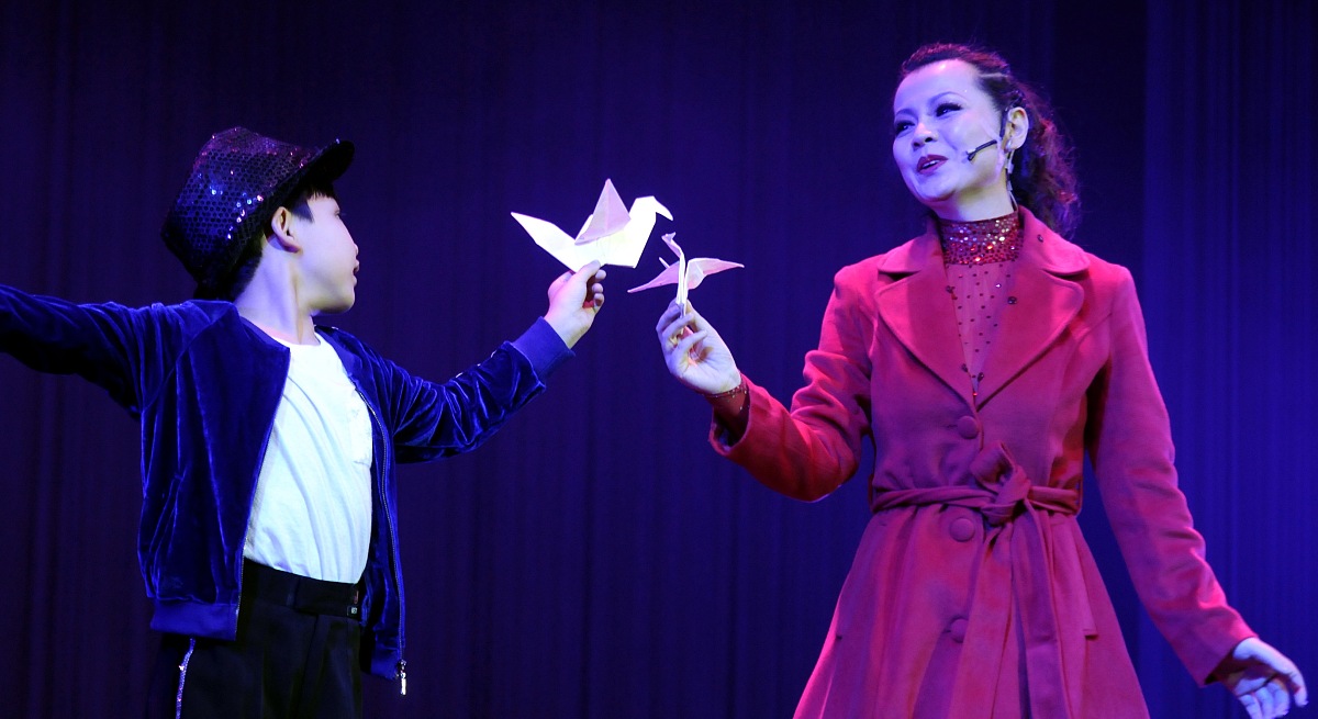 舞台恐惧：Jerry 和 Enid 争论 Paul 的表演天赋