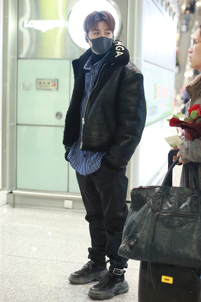 成都空乘价格多少？教你如何选择最划算的航班