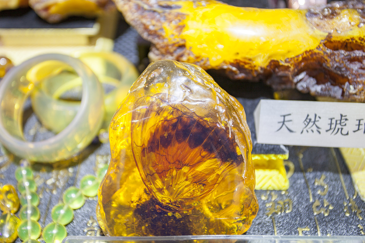 销量435000件99元蜜蜡树脂五爪拒绝塑料品！佣金25爆单之王