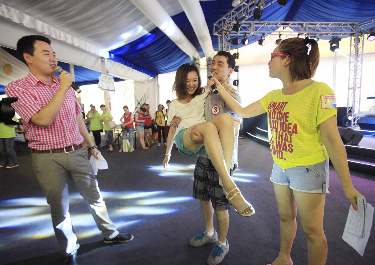 男神捡回家了！甜蜜邂逅，怦然心动