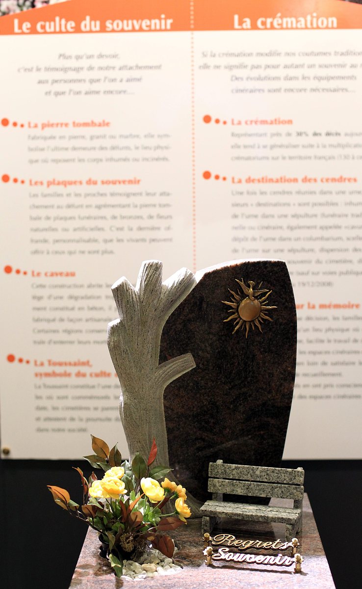 Australasian Plant Pathology Journal Editor: Dr. Richard Oliver