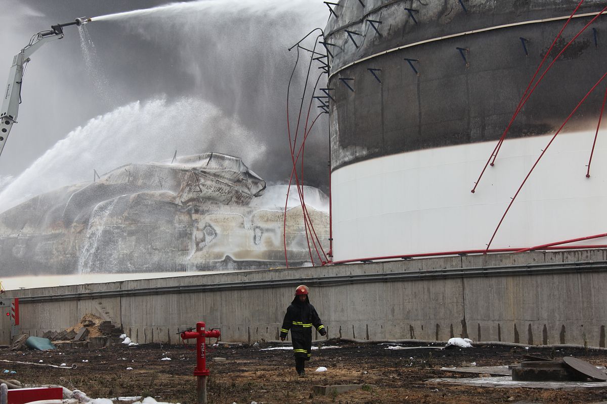 天然气管道泄漏危害：爆炸、中毒、环境污染及经济损失