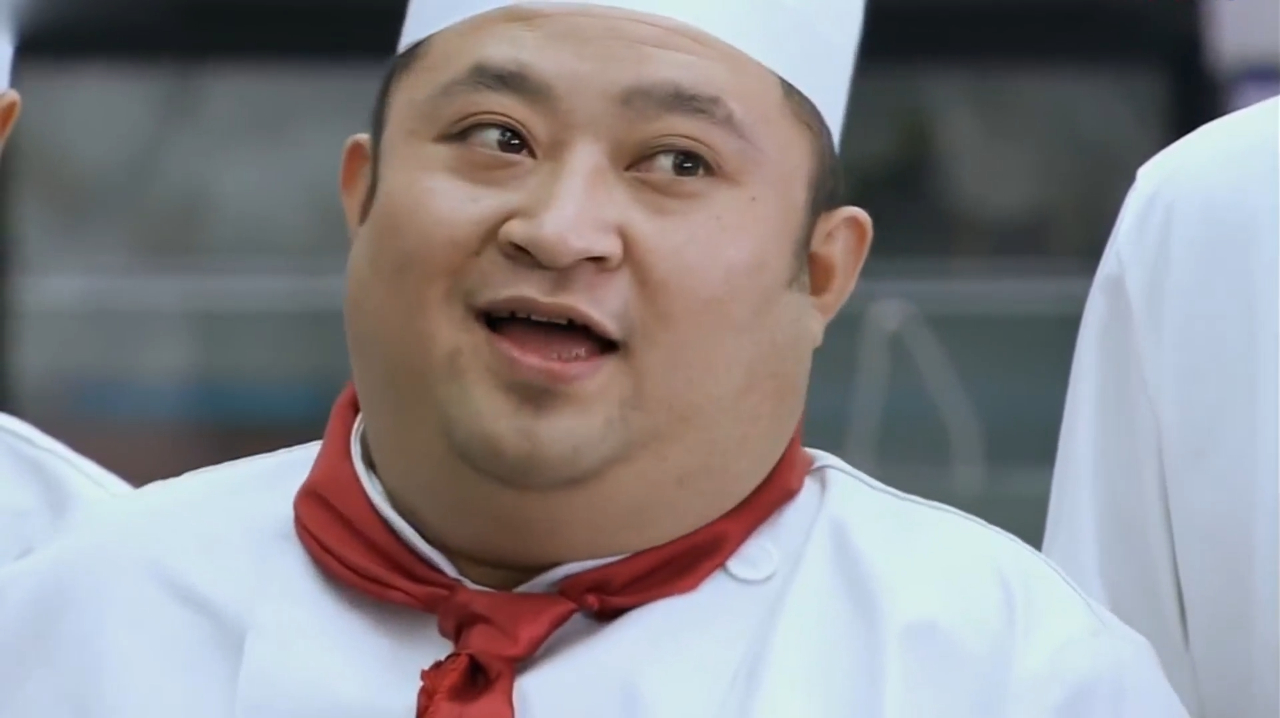 林大厨尝完这个“四川泡菜”后,就问哪里有卖腌菜的坛子!