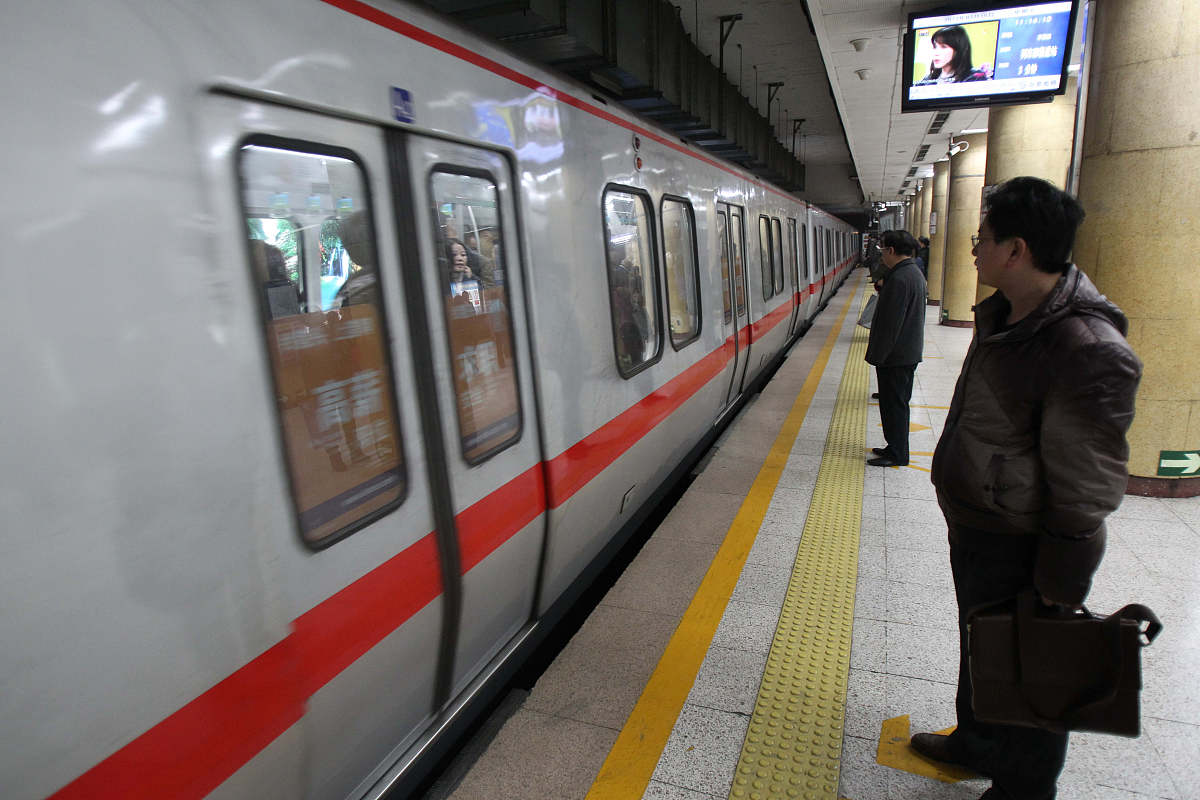 贵州职业学校轻轨行业专业就业前景广阔，未来可期