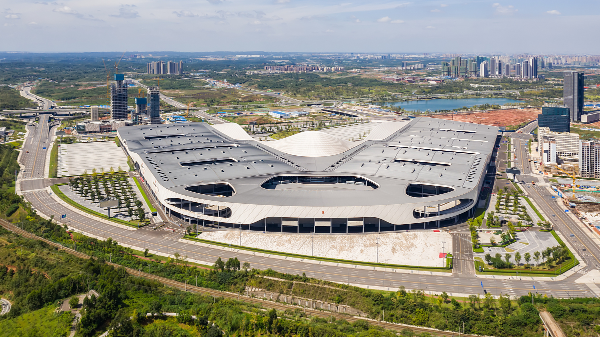 嵊州2025规划新嵊州帮我用200字详细描述