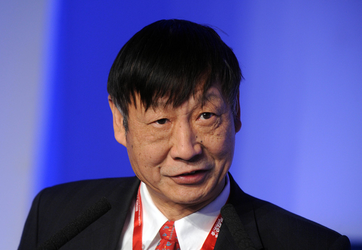 2009年12月18日,北京,2010预测与战略财经年会在京举行.***_***中银国
