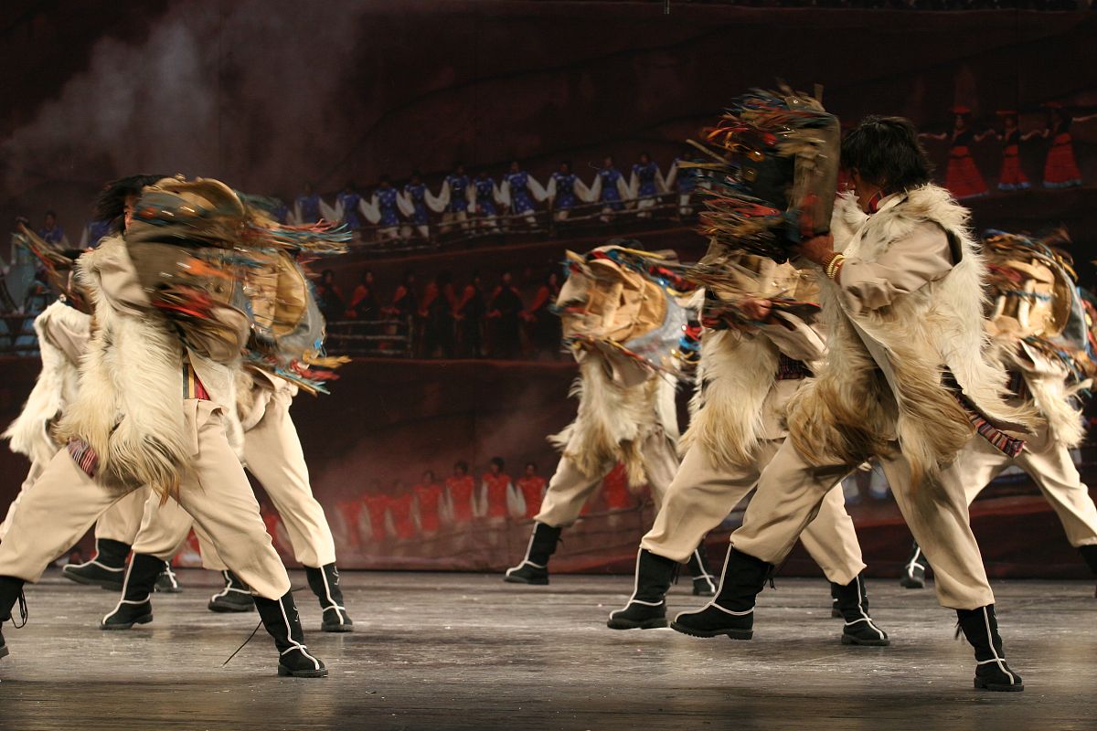 《印象·丽江》六部分精彩内容：古道马帮、对酒雪山、天上人间等