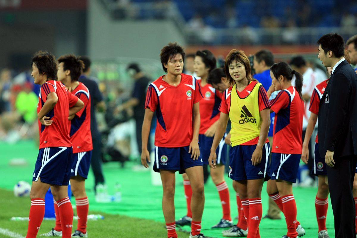 中国女足世界杯首战失利，水庆霞鼓励：继续努力，争取佳绩！