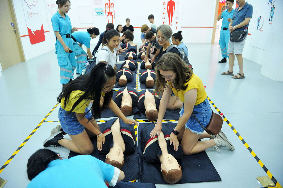 可以尝试使用微信的其他找回方式例如使用微信安全中心的账号保护工具进行找回那么在微信安全账号保护工具找回原密码怎么操作