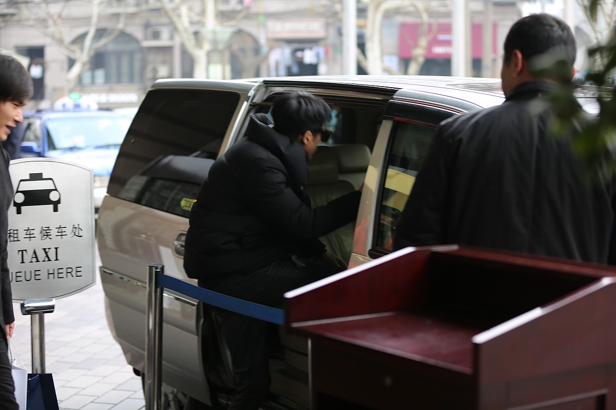 宝马女司机醉驾拖行案开庭择期宣判