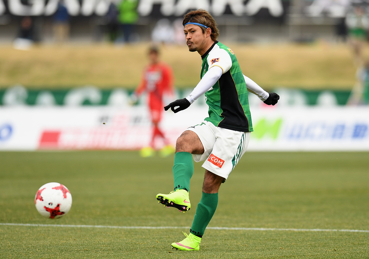 sagami<strong>h</strong>ara, japan - april 01:  sunao hozaki of sc sagamihara in