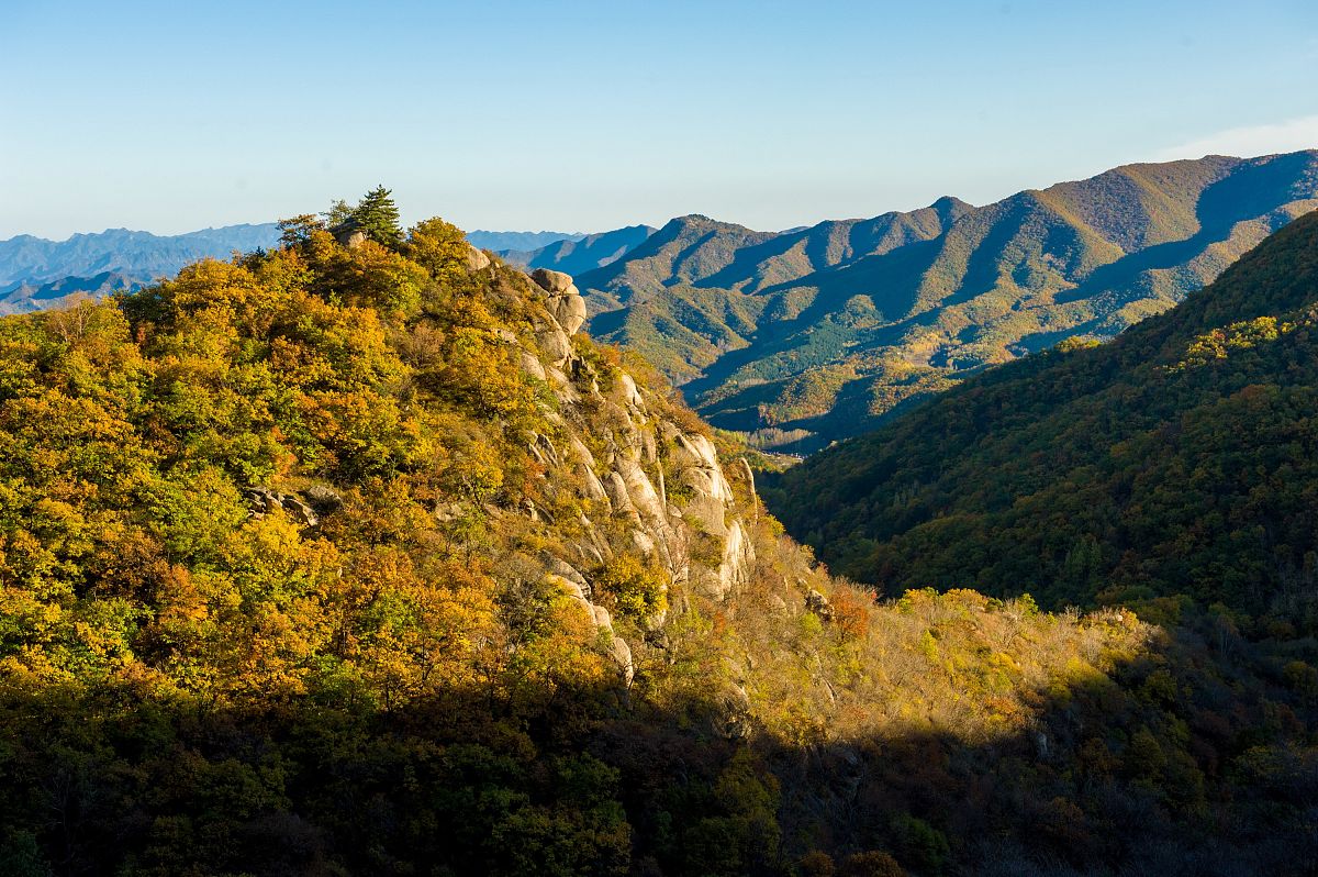 2015年10月13日,位于北京怀柔区满族乡喇嘛沟门的百丈崖观赏区,秋景靓