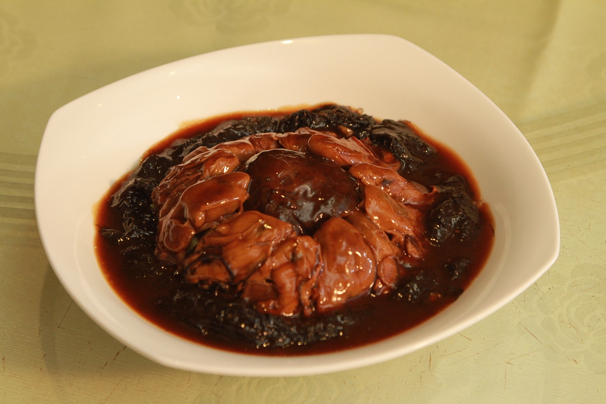 2012年01月24日,香港,明星依照香港的传统,齐聚共享开年饭.***_*** ++