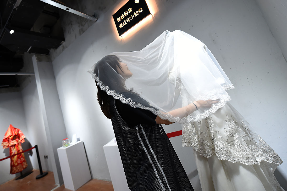 2019年5月8日,北京市东城区的一家"失恋博物馆"展出多件失恋者的物品