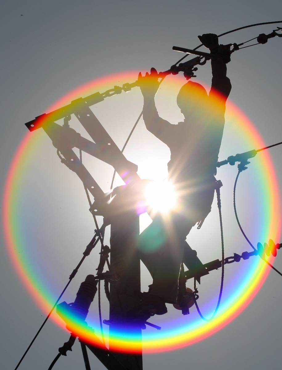 我国电气工程及其自动化的发展现状与前景论文致谢内容1000字