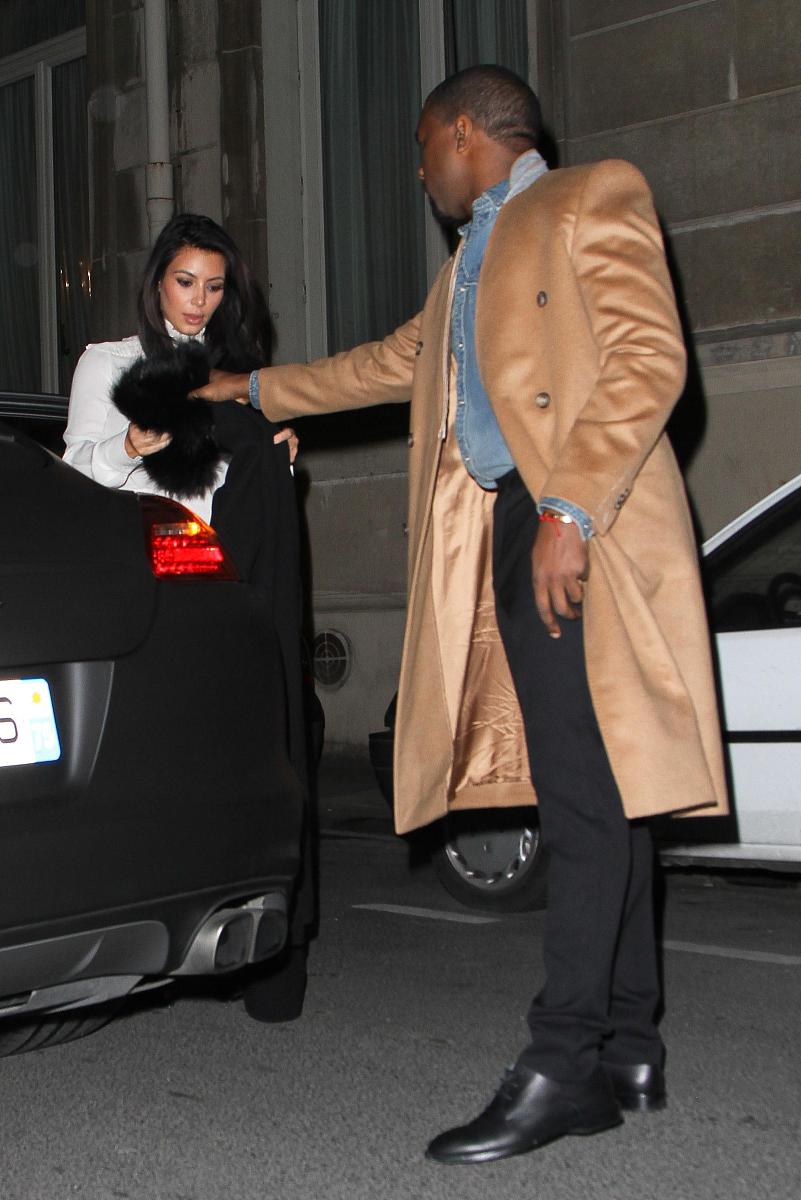 2013年1月12日讯,法国巴黎,当地时间1月11日,金-卡戴珊(kim kardashia
