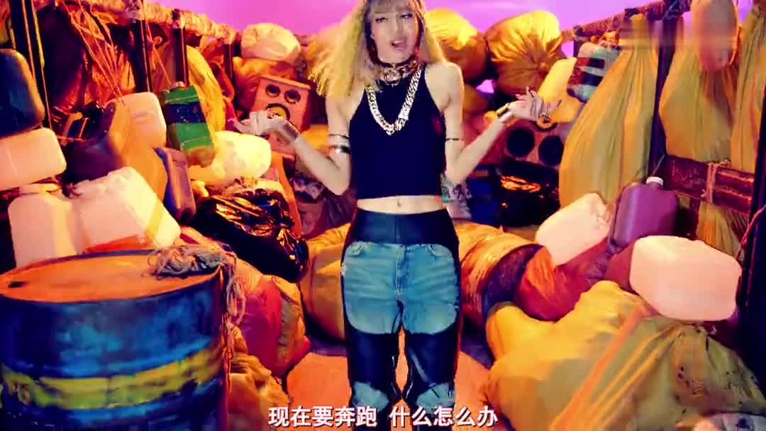 [图]BOOMBAYAH MV 中字