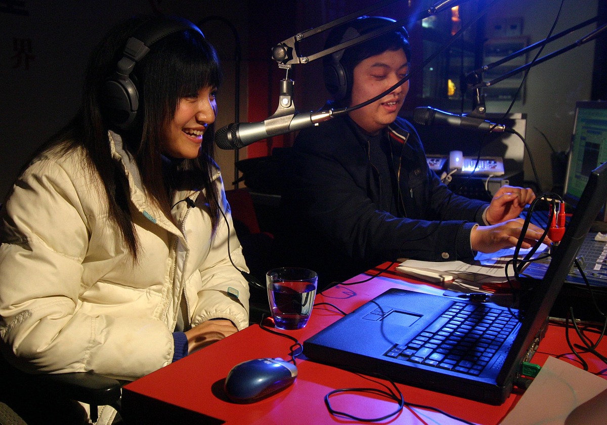 自传写作模板：学校通知要求的完整结构