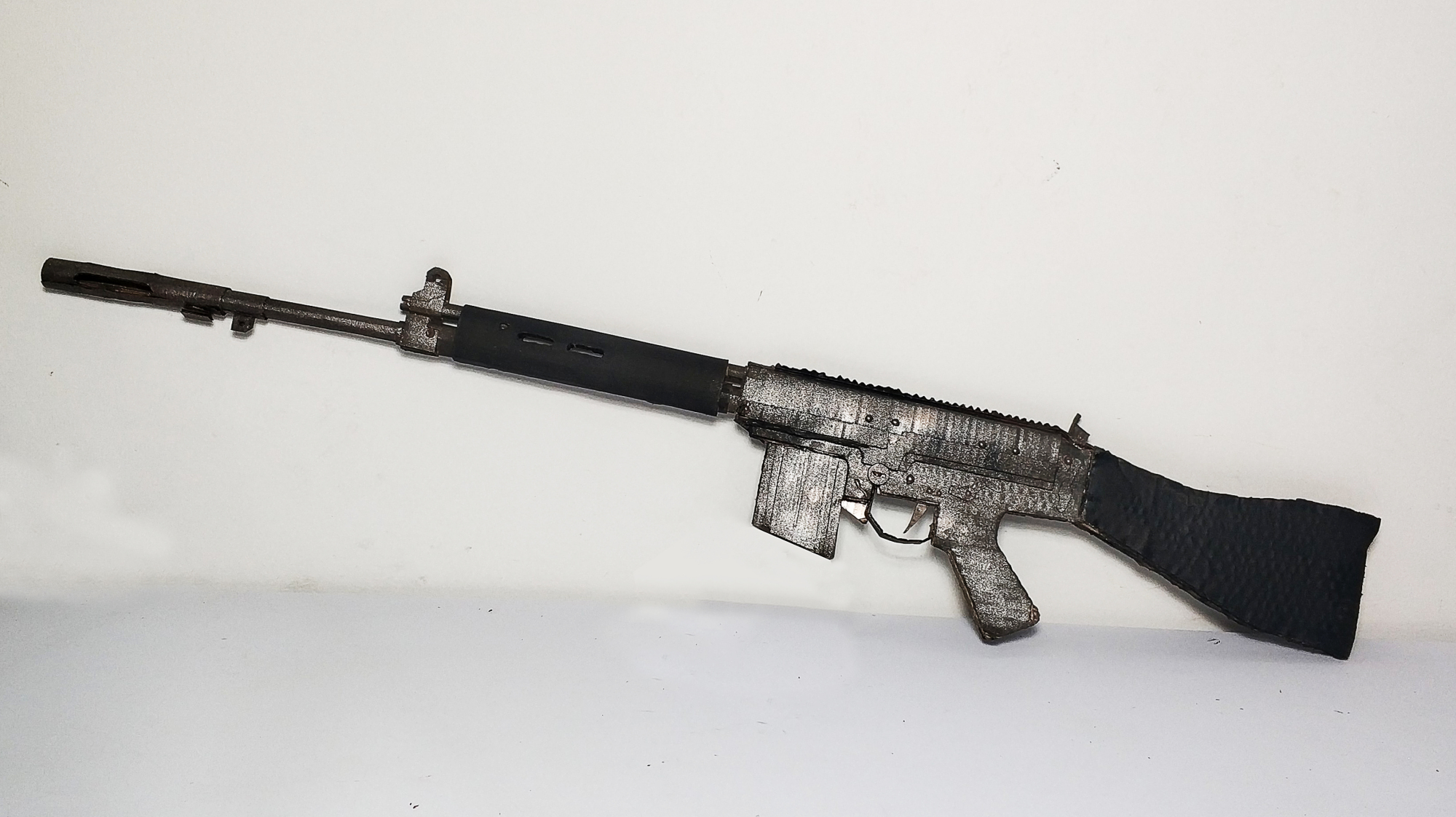 用纸板制作绝地求生SLR射手步枪玩具模型,喜欢吃鸡游戏的看过来