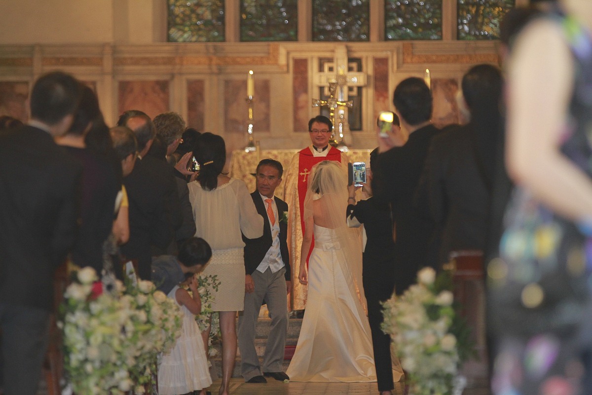 现在婚礼摄像还有必要找专业的录像师吗