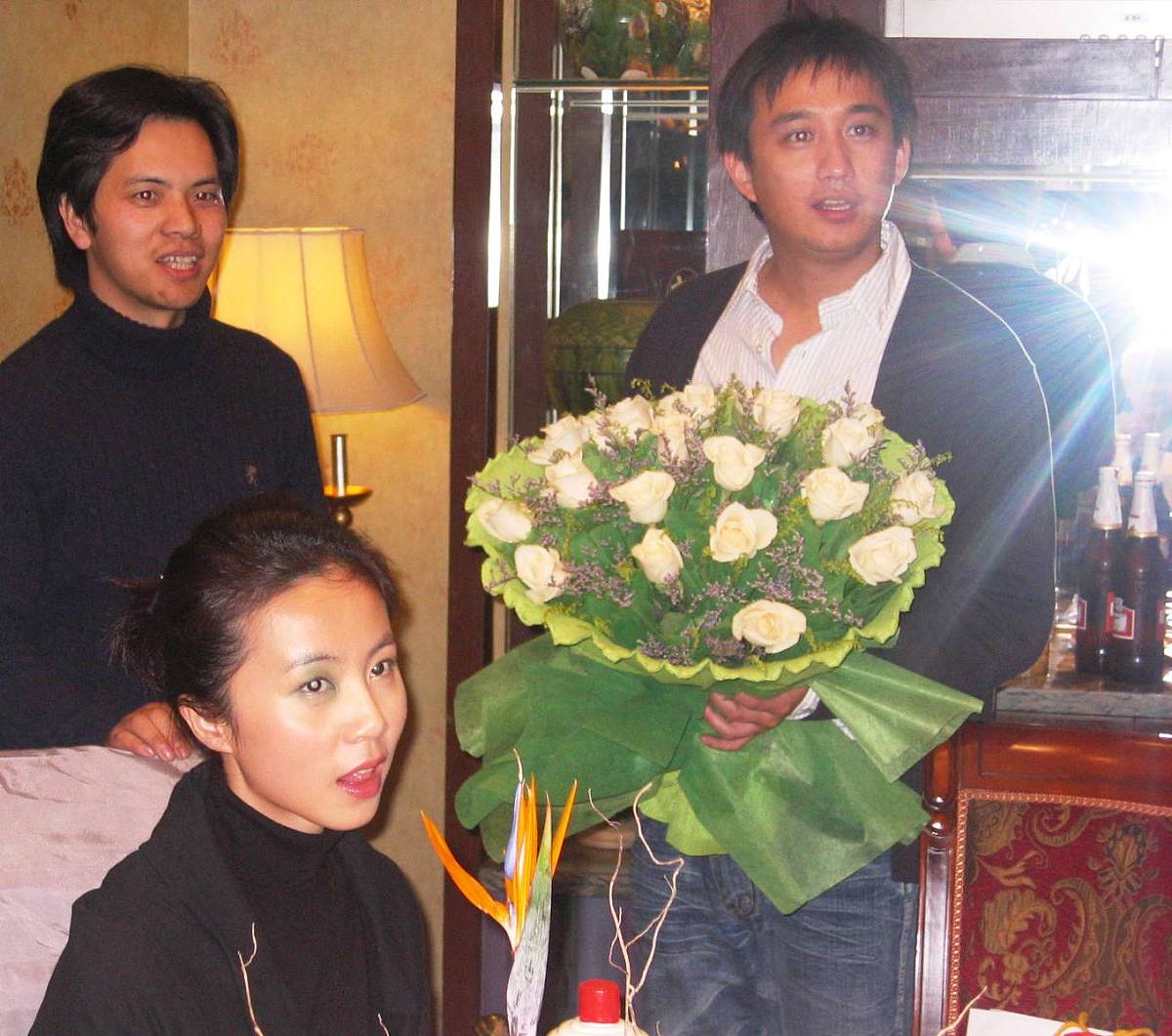 2006年12月7日,黄磊上海庆生.+++_+++黄磊