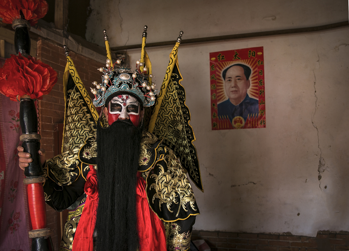 怎么向认识了十年但是最近几年不常交谈性格相似的人表白
