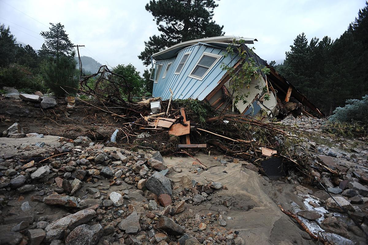 当地时间2013年9月15日,美国科罗拉多州东部,一向少雨的科罗拉多州东