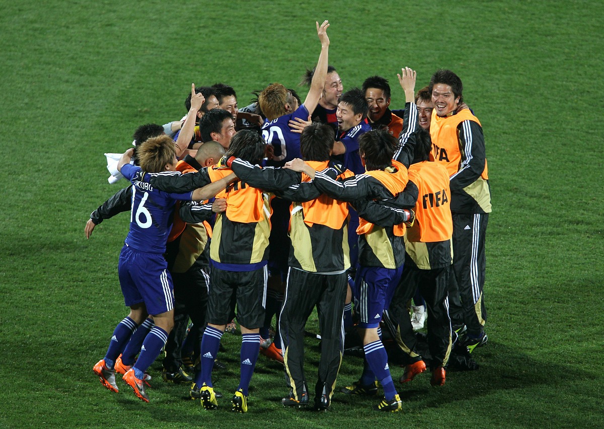 2010年6月24日,南非勒斯腾堡,2010世界杯e组末轮,丹麦vs日本.***_***r