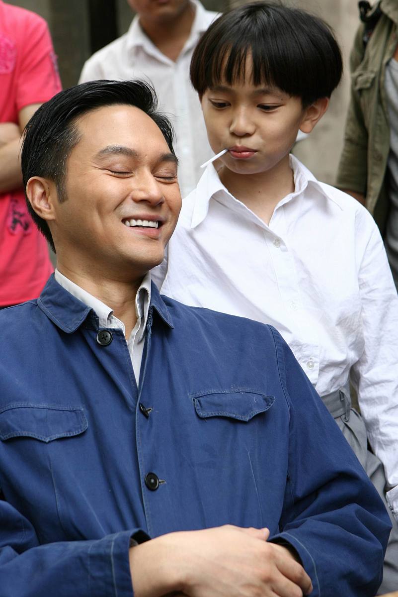 2006年9月26日,浙江,根据苏童同名小说改编的电视剧《红粉》近日正在